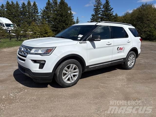 Ford Explorer Lengvieji automobiliai