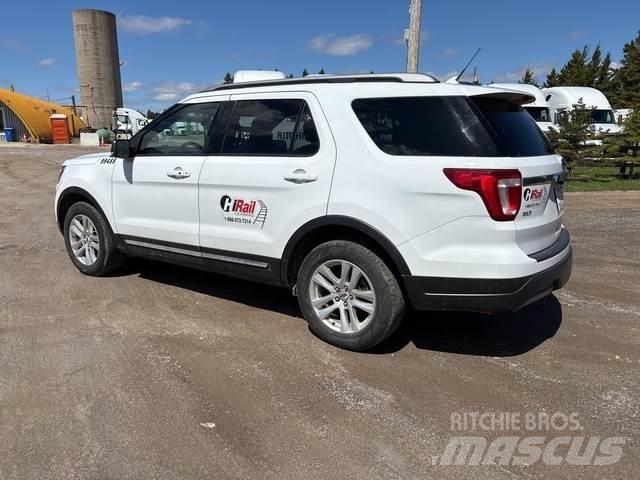Ford Explorer Lengvieji automobiliai