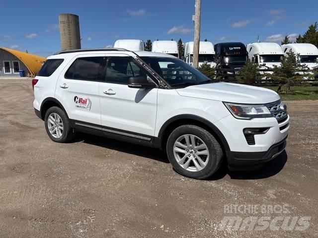 Ford Explorer Lengvieji automobiliai