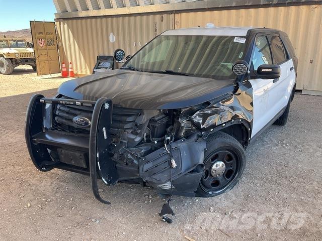 Ford Explorer Lengvieji automobiliai