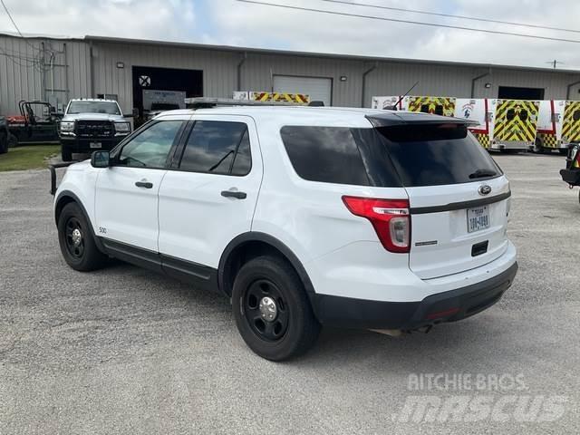 Ford Explorer Lengvieji automobiliai
