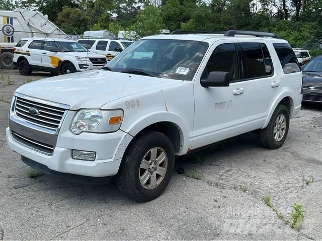 Ford Explorer Lengvieji automobiliai