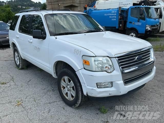 Ford Explorer Lengvieji automobiliai