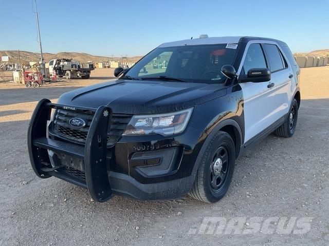 Ford Explorer Lengvieji automobiliai