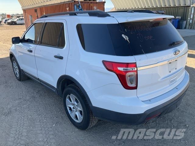 Ford Explorer Lengvieji automobiliai