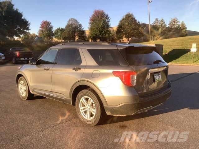 Ford Explorer Lengvieji automobiliai