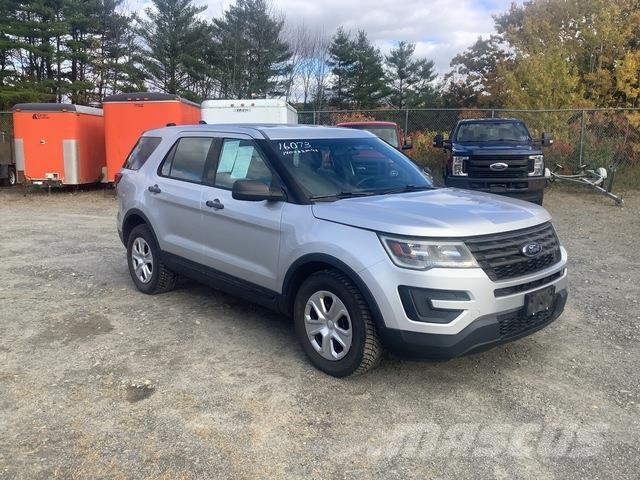 Ford Explorer Lengvieji automobiliai