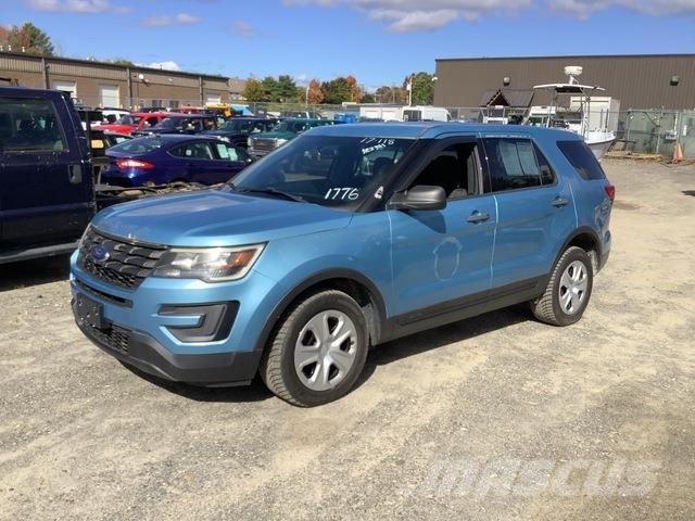 Ford Explorer Lengvieji automobiliai