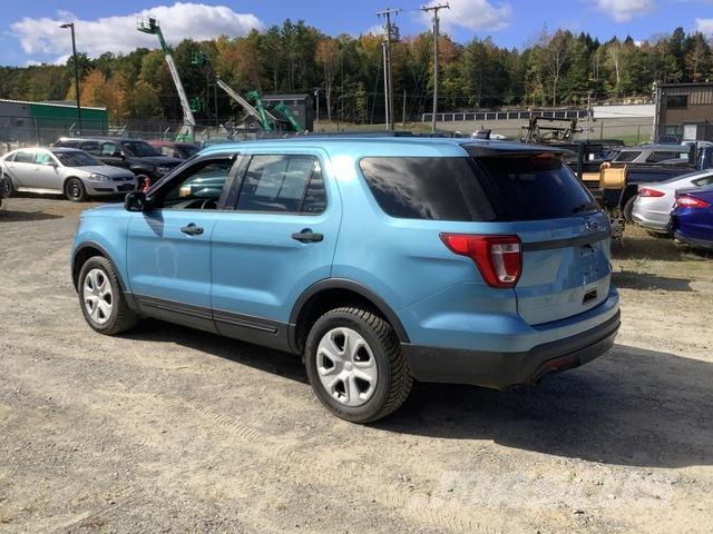 Ford Explorer Lengvieji automobiliai