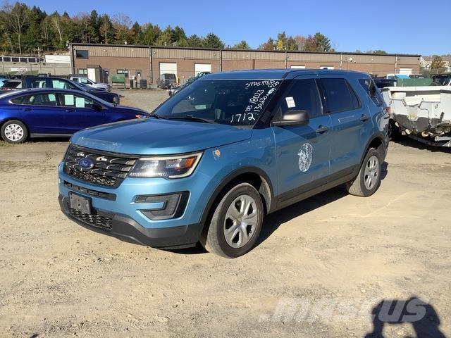 Ford Explorer Lengvieji automobiliai