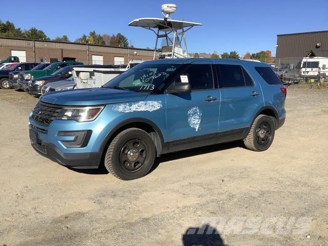 Ford Explorer Lengvieji automobiliai