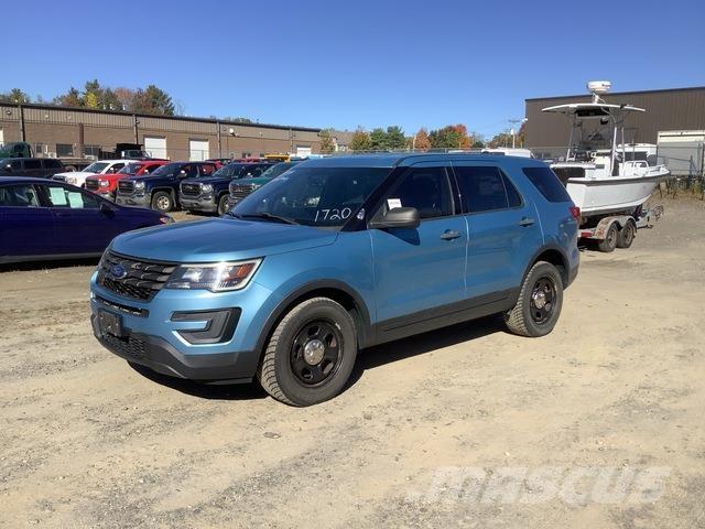 Ford Explorer Lengvieji automobiliai