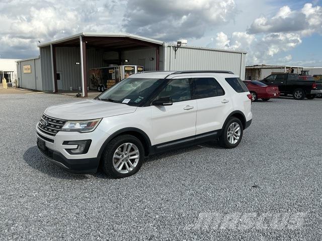 Ford Explorer Lengvieji automobiliai