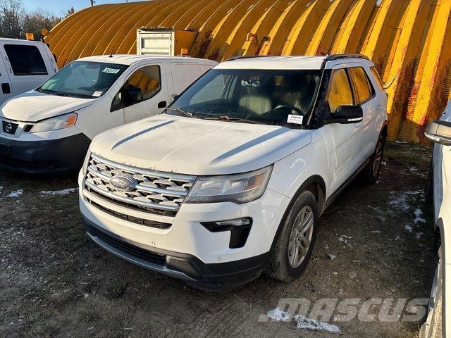 Ford Explorer Lengvieji automobiliai