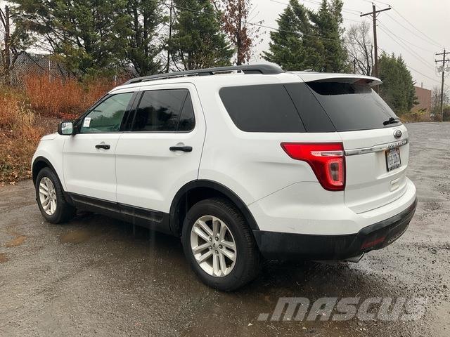 Ford Explorer Lengvieji automobiliai