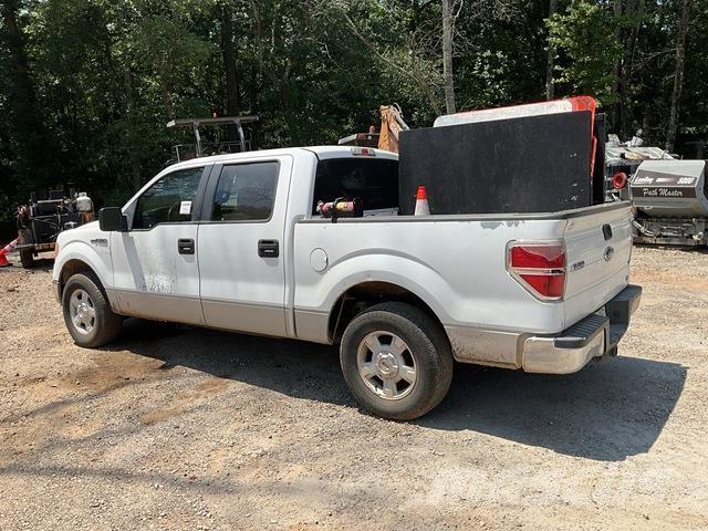 Ford F-150 Pikapai / Bortiniai sunkvežimiai