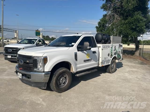 Ford F-250 Visuotinės / bendrosios paskirties automobiliai