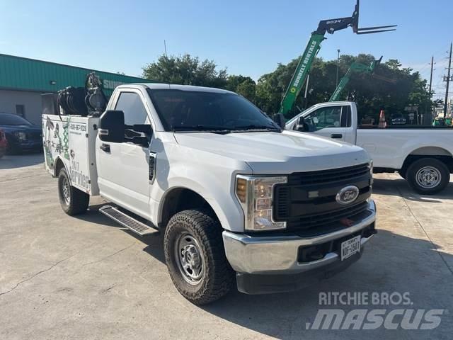 Ford F-250 Visuotinės / bendrosios paskirties automobiliai