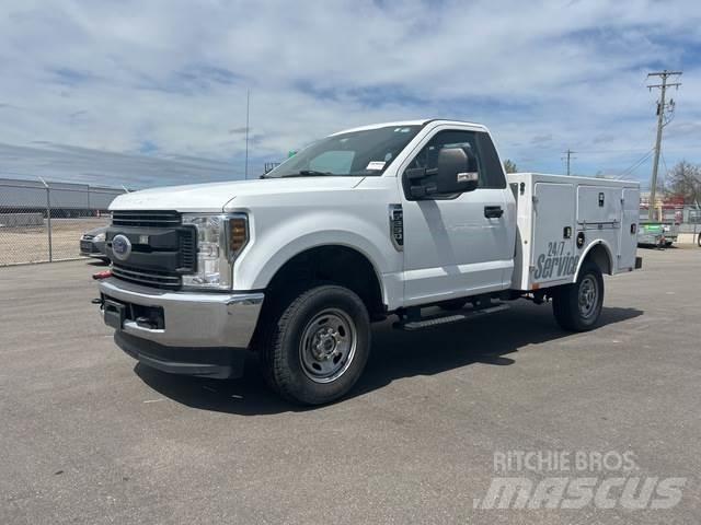 Ford F-250 Pikapai / Bortiniai sunkvežimiai
