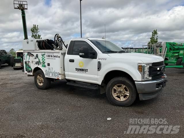 Ford F-250 Statyba - Kita