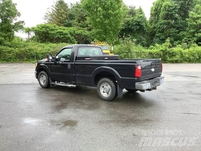 Ford F-250 Kita