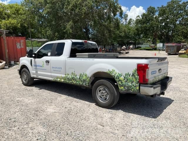 Ford F-250 Kita