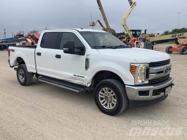 Ford F-250 Kita