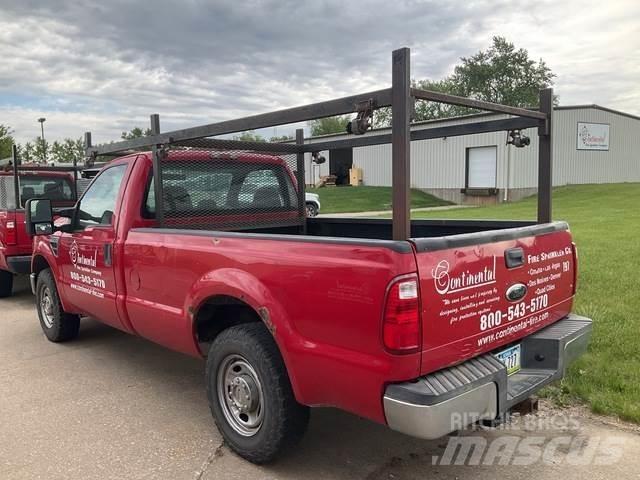 Ford F-250 Kita