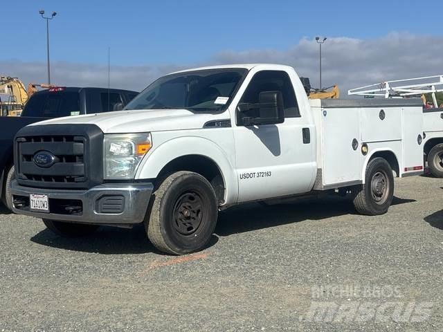 Ford F-250 Pikapai / Bortiniai sunkvežimiai