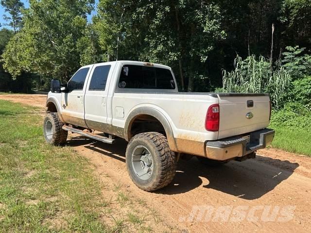 Ford F-250 Pikapai / Bortiniai sunkvežimiai