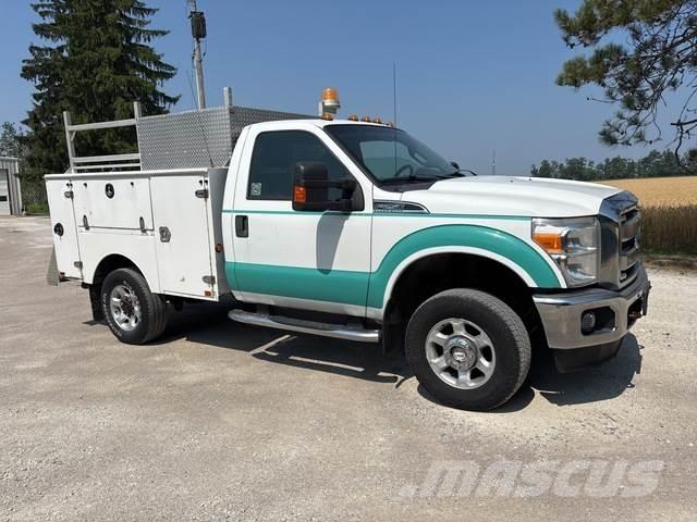 Ford F-250 Pikapai / Bortiniai sunkvežimiai