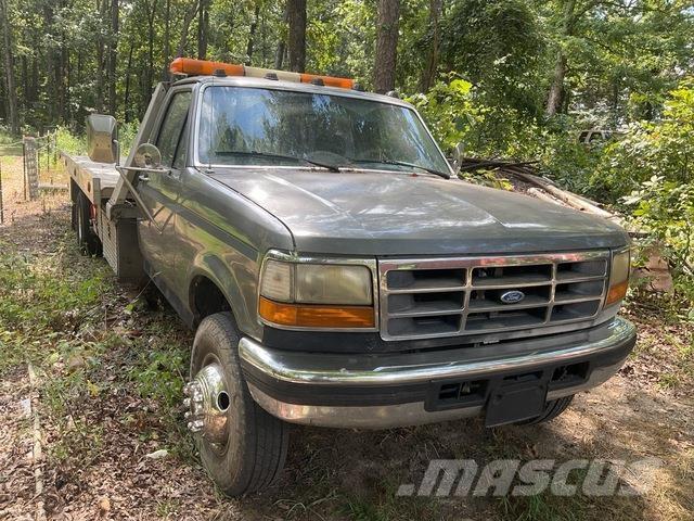 Ford F-250 Pagalbos kelyje automobiliai