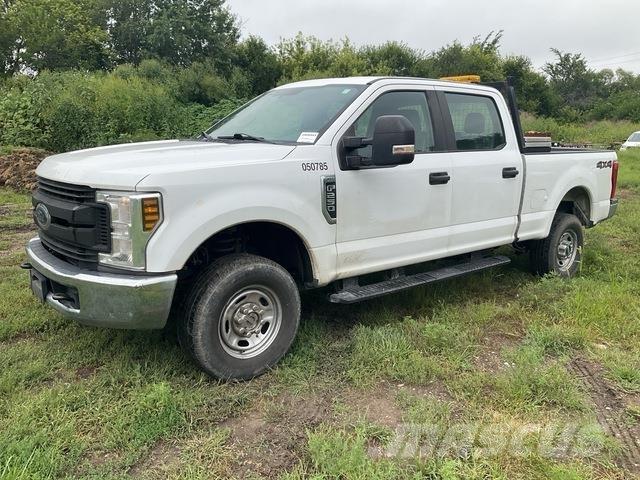 Ford F-250 Kita
