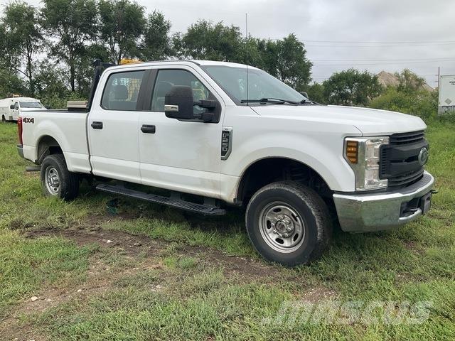 Ford F-250 Kita