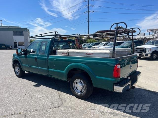 Ford F-250 Kita