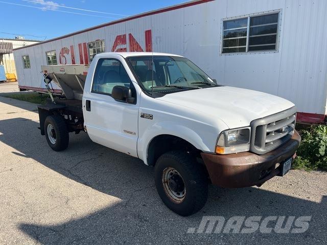 Ford F-250 Sniego peiliai ir valytuvai