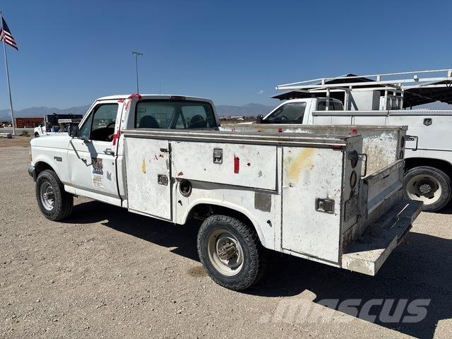 Ford F-250 Pikapai / Bortiniai sunkvežimiai