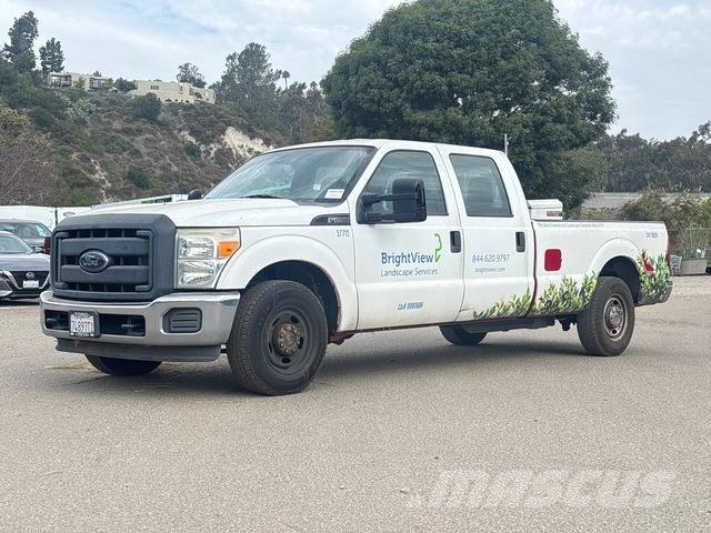 Ford F-250 Pikapai / Bortiniai sunkvežimiai