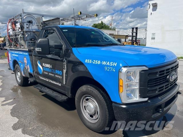 Ford F-250 Statyba - Kita