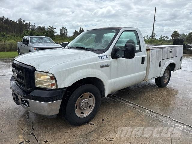 Ford F-250 Pikapai / Bortiniai sunkvežimiai