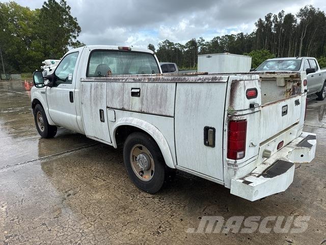 Ford F-250 Pikapai / Bortiniai sunkvežimiai