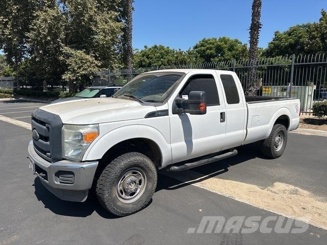 Ford F-250 Pikapai / Bortiniai sunkvežimiai