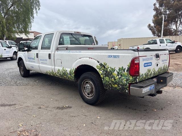 Ford F-250 Pikapai / Bortiniai sunkvežimiai