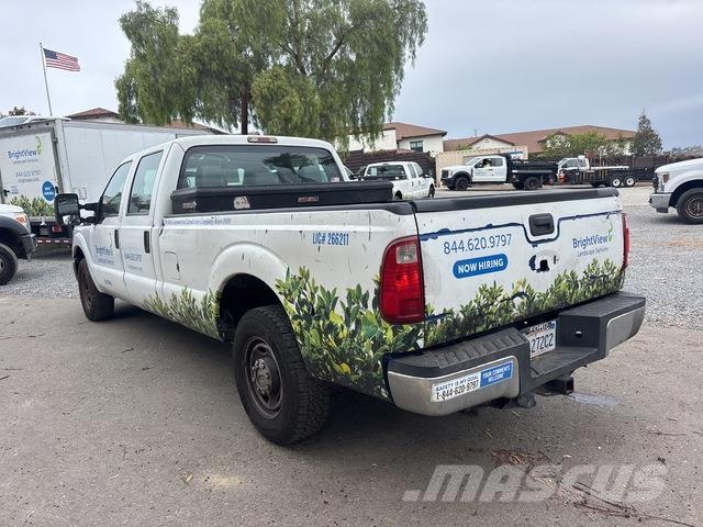 Ford F-250 Pikapai / Bortiniai sunkvežimiai