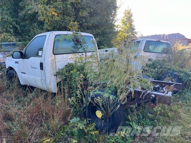 Ford F-250 Kabinos ir salonai