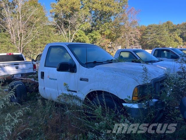 Ford F-250 Kabinos ir salonai