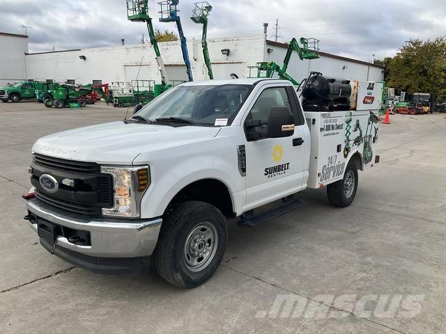 Ford F-250 Visuotinės / bendrosios paskirties automobiliai
