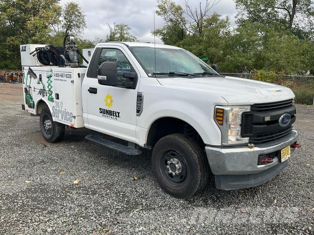Ford F-250 Visuotinės / bendrosios paskirties automobiliai