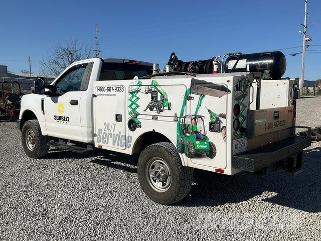 Ford F-250 Visuotinės / bendrosios paskirties automobiliai