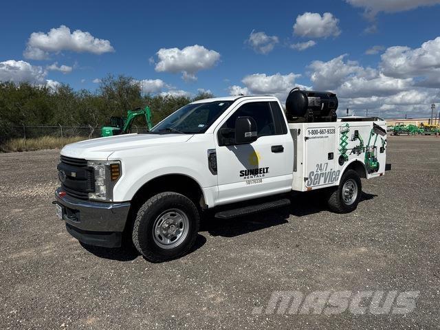 Ford F-250 Visuotinės / bendrosios paskirties automobiliai